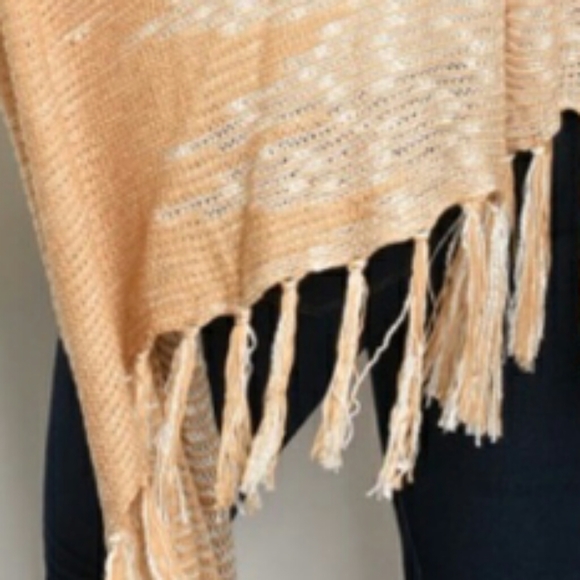 White/Tan  coverup  Fringed Shrug/ Cardigan - Picture 5 of 7